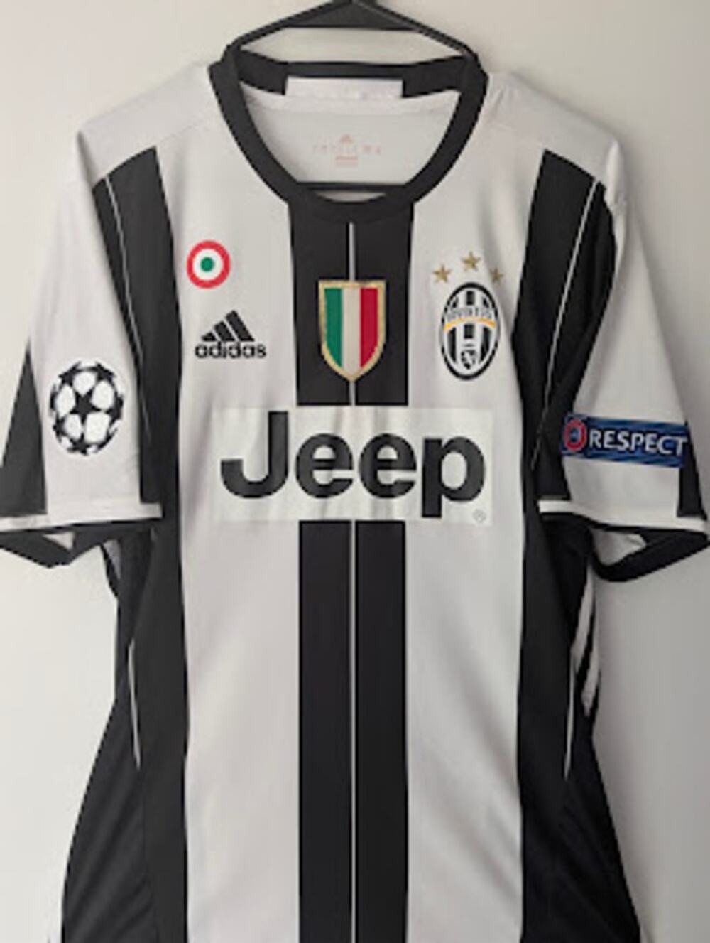 Juventus Dybala UCL Vintage Jersey Large